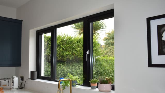 Prozori i balkonska vrata aluminum system cross-section